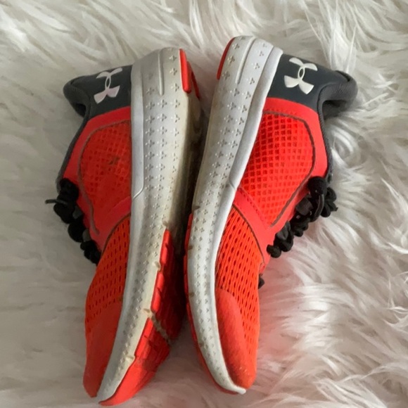 Under Armour Red and Black Sneakers with Mesh Design - Picture 7 of 9